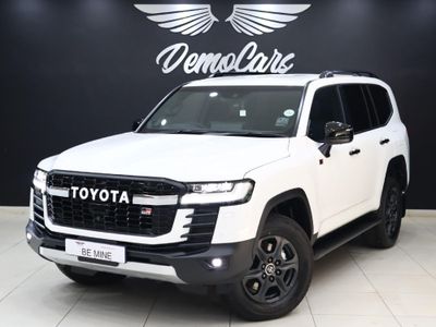 2025 Toyota Land Cruiser 300 V6 3.3 D GR-S