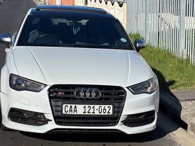 2015 Audi S3 Sedan quattro Auto