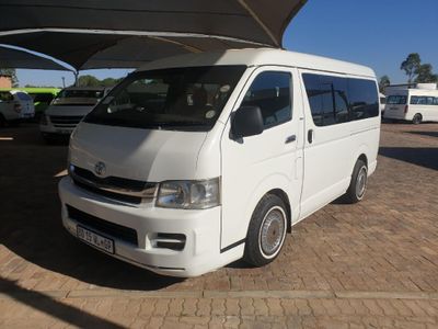 2013 Toyota Quantum 2.7 10-seat
