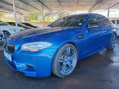 2012 BMW M5 M-DCT