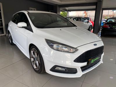 2016 Ford Focus 2.0 EcoBoost ST3
