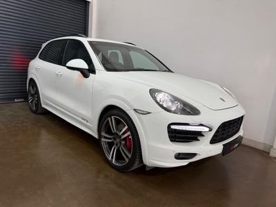 2014 Porsche Cayenne GTS Auto