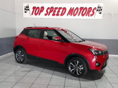 2021 Mahindra XUV 300 1.5D | W8