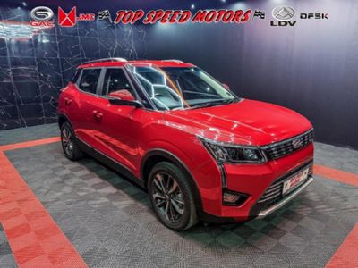 2021 Mahindra XUV 300 1.5D | W8