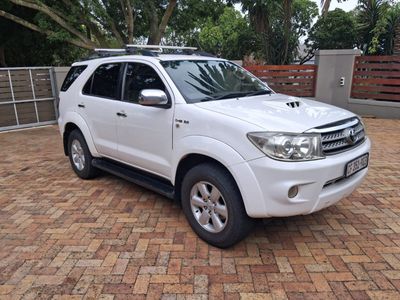 2009 Toyota Fortuner 3.0 D-4D Raised Body