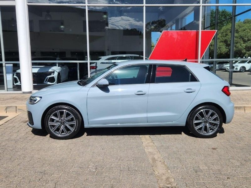 Audi A1 30 Tfsi Advanced Sportback