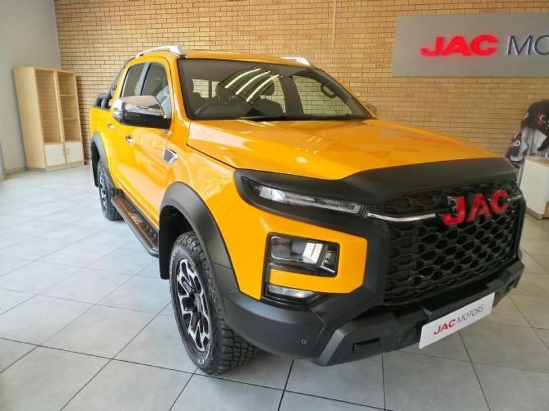 New JAC T9 2.0 CTI Super Lux 4x4 Auto Double-Cab for sale in Gauteng ...