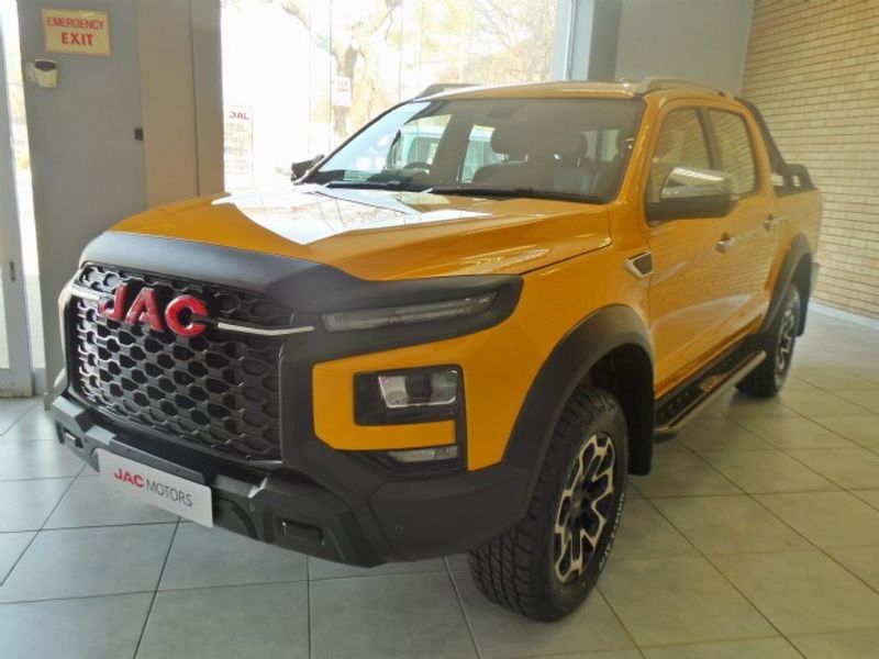 New JAC T9 2.0 CTI Super Lux 4x4 Auto Double-Cab for sale in Gauteng ...