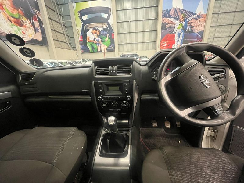 Used Mahindra Pik Up 2.2 mHawk S6 Double-Cab for sale in Gauteng - Cars ...