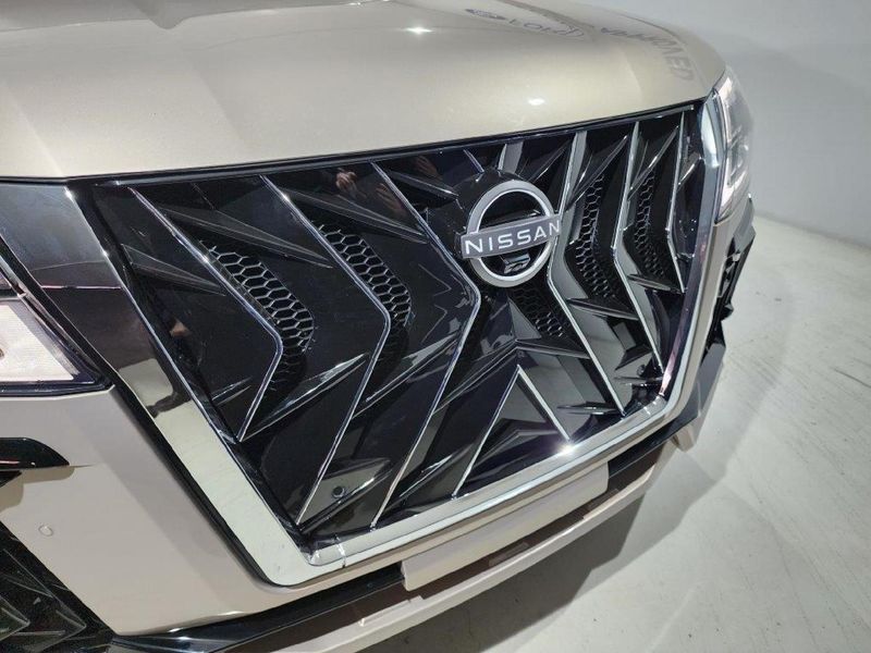Used Nissan Patrol 5.6 V8 LE Premium for sale in Gauteng Cars.co.za (ID10100295)