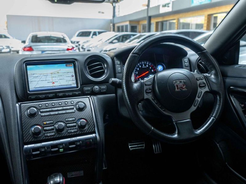 Used Nissan GT-R Nissan Skyline GTR (R35) for sale in Gauteng - Cars.co ...