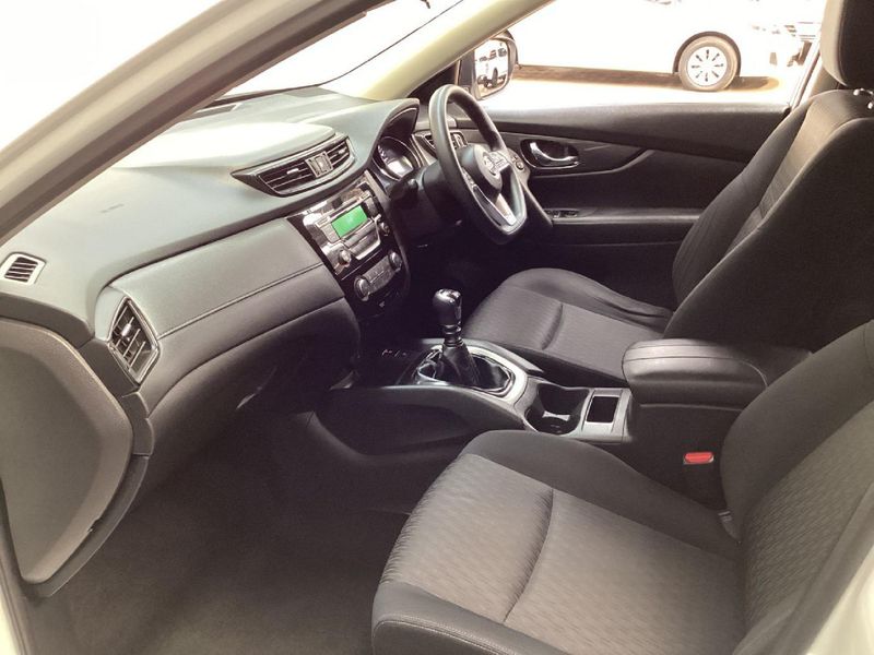 Used Nissan X-Trail 1.6 dCi Visia 7-seat for sale in Gauteng - Cars.co ...
