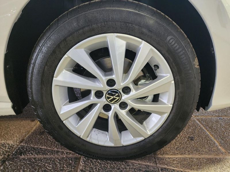 Used Volkswagen Polo Vivo 1.4 Life for sale in Gauteng - Cars.co.za (ID ...