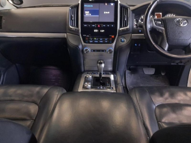 Used Toyota Land Cruiser 200 4.5 D V8 VX Auto for sale in Kwazulu Natal ...