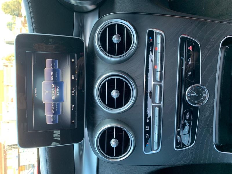 Used Mercedes Benz C Class C 200 - 2015 Mercedes Benz C Class C 200 AMG Line Auto 