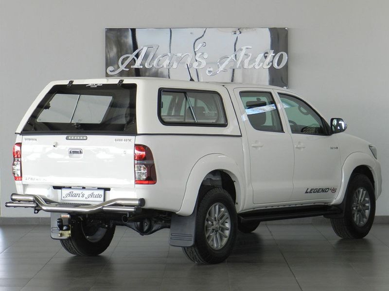 Used Toyota Hilux 3.0 D-4D Legend 45 Raised Body Double-Cab for sale in ...