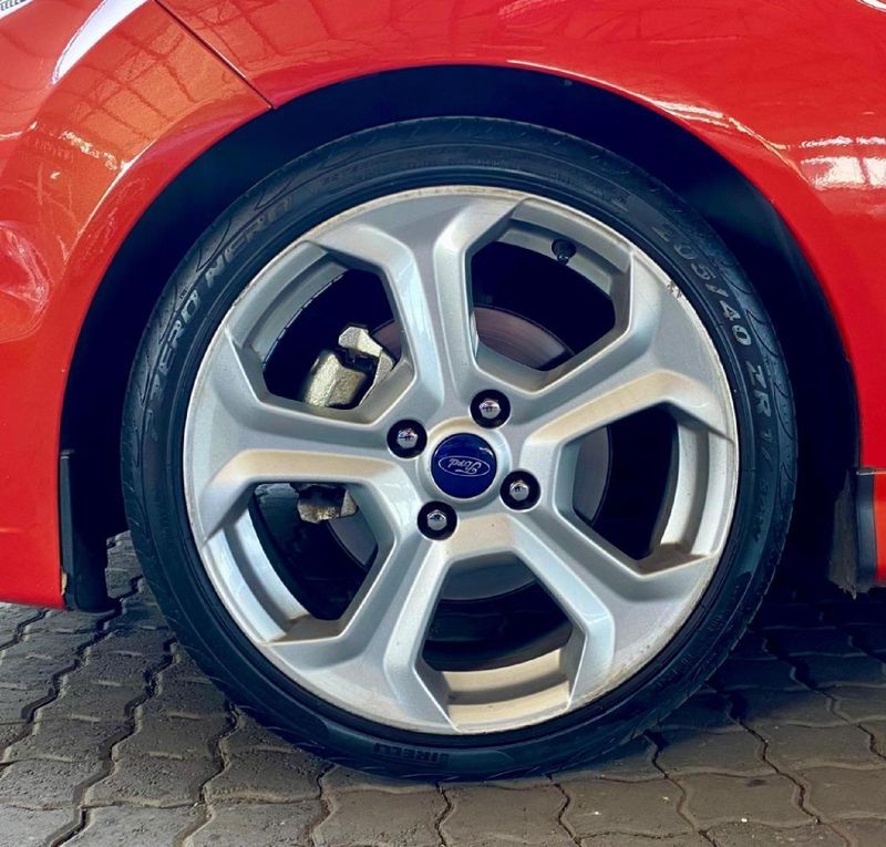 Used Ford Fiesta ST 1 6 EcoBoost - 2014 Ford Fiesta ST 16 EcoBoost GDTi 