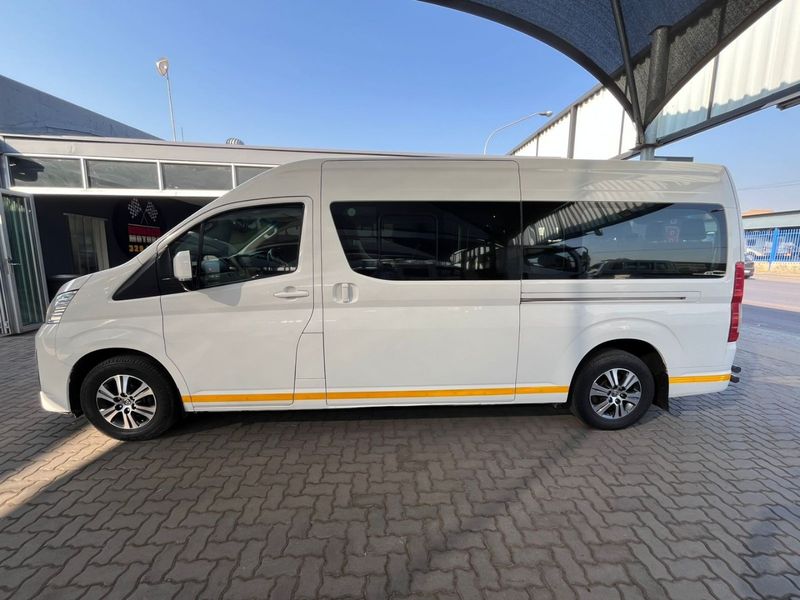 Gl Quantum Modified Used Toyota Quantum 2.8 GL Auto 14 Seater for sale in Gauteng - Cars.co ...