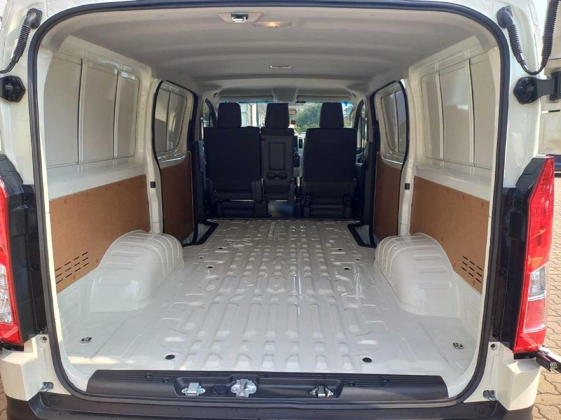 New Toyota Quantum 2.8 LWB Panel Van for sale in Kwazulu Natal - Cars ...