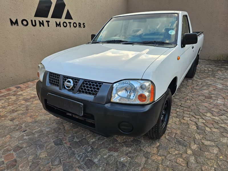 Used Nissan NP300 2 0i LWB Single Cab For Sale In Gauteng Cars co za used-nissan-np300-2-0i-lwb-single-cab-for-sale-in-gauteng-cars-co-za