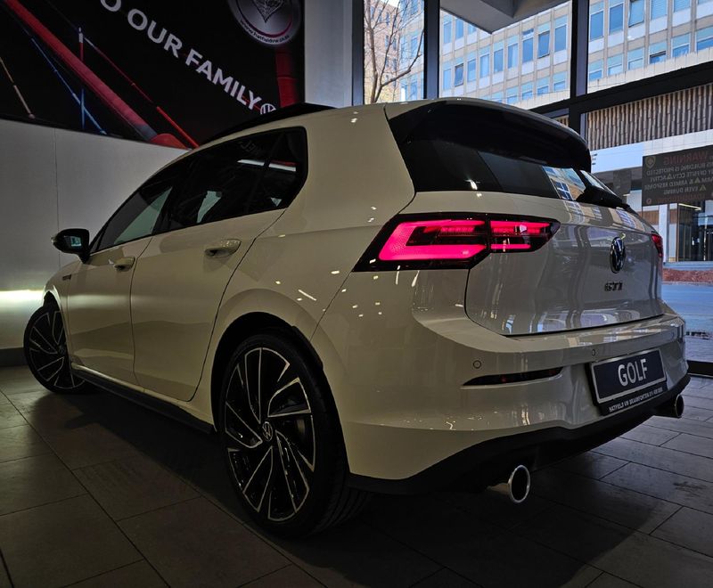 new-volkswagen-golf-8-gti-2-0-tsi-auto-for-sale-in-gauteng-cars-co-za