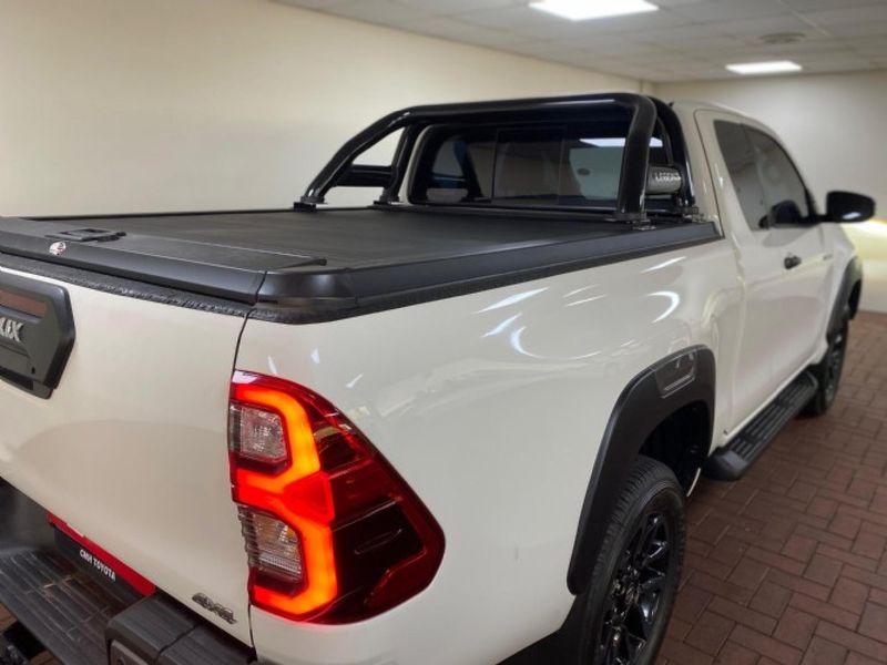 Used Toyota Hilux 2 8 GD 6 Raised Body Legend 4x4 Auto Extended Cab for Used Toyota Hilux 2 8 GD 6 Raised Body Legend 4x4 Auto Extended Cab for