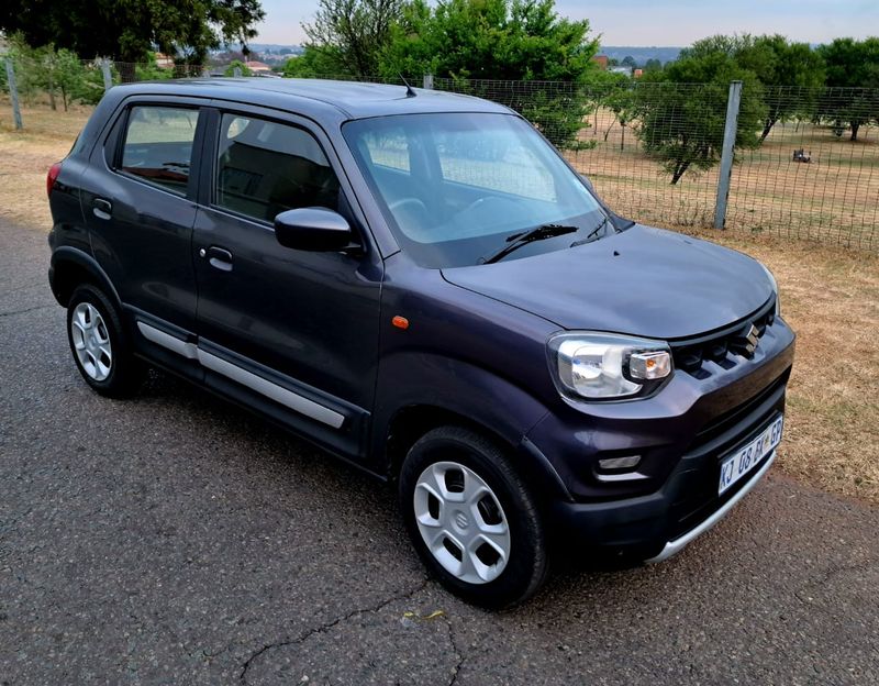 Used Suzuki S-Presso 1.0 S-Edition Auto for sale in Gauteng - Cars.co ...