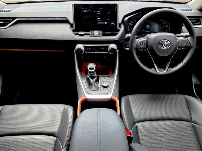 Used Toyota RAV4 2 5 GX R Hyrbid CVT E Four For Sale In Gauteng Cars 
