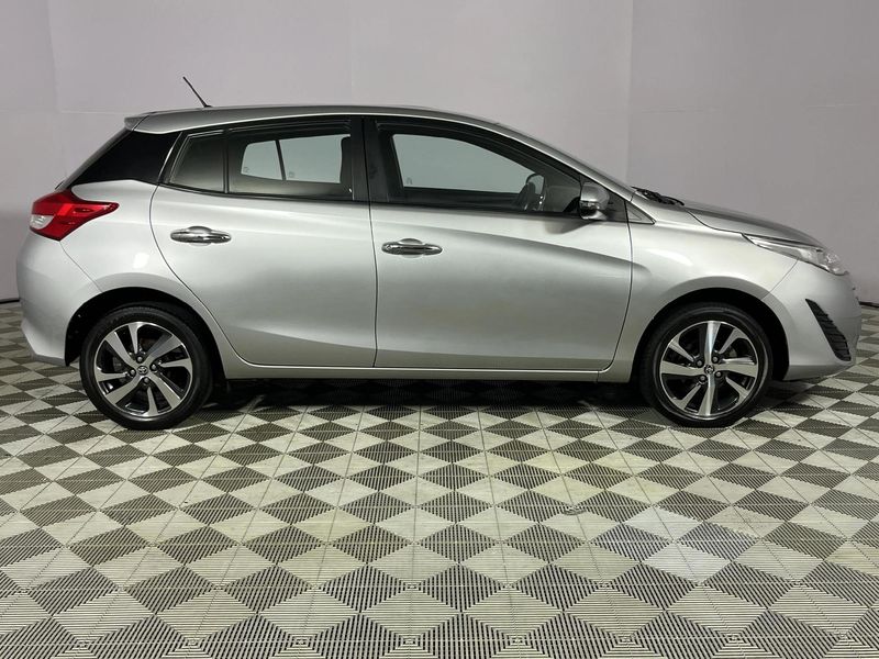 Used Toyota Yaris 1.5 XS Auto 5-dr for sale in Kwazulu Natal - Cars.co ...