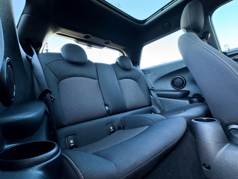 Used MINI Hatch Cooper Auto for sale in Gauteng Cars.co.za (ID9725110)