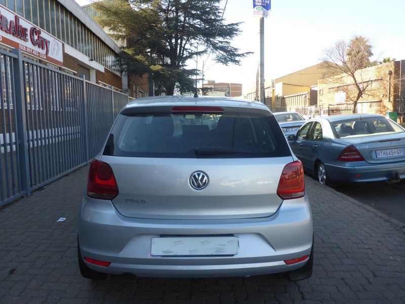 Used Volkswagen Polo 1.4 Comfortline 5-dr for sale in Gauteng - Cars.co ...