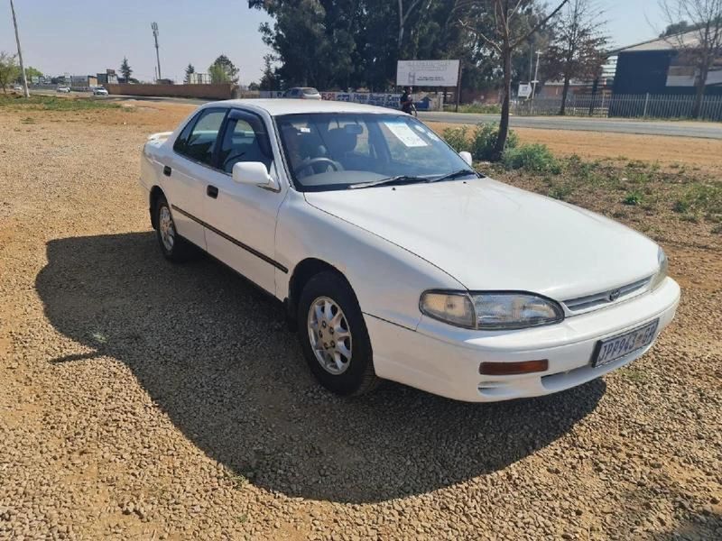Toyota camry 200