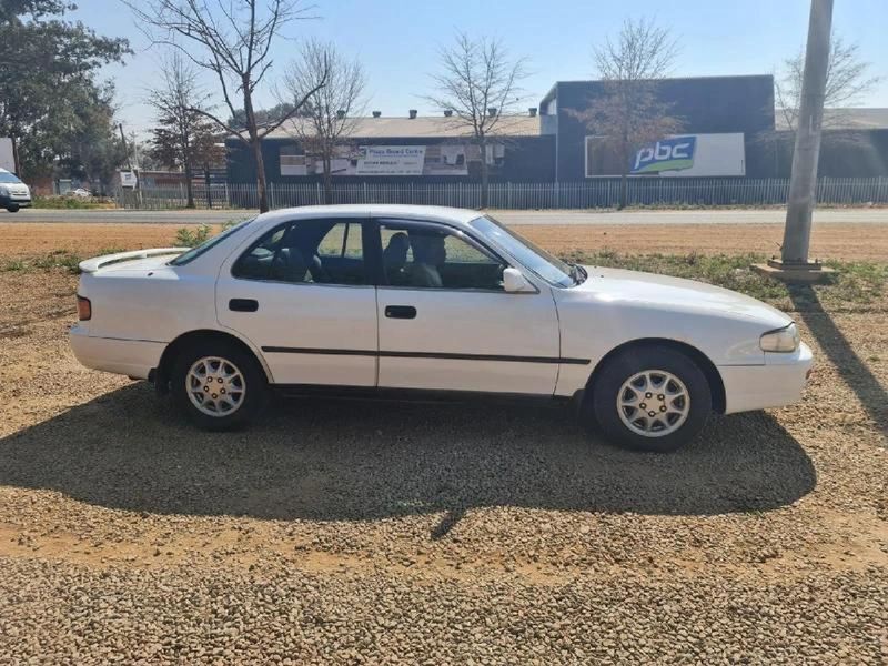 Toyota camry 200