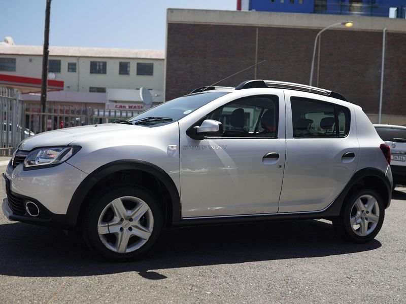 Used Renault Sandero 1.6 Stepway for sale in Western Cape Cars.co.za