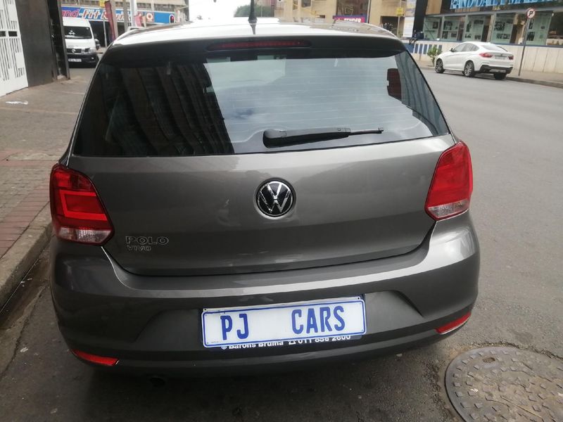 Used Volkswagen Polo Vivo 1.4 Mswenko 5-dr for sale in Gauteng - Cars ...