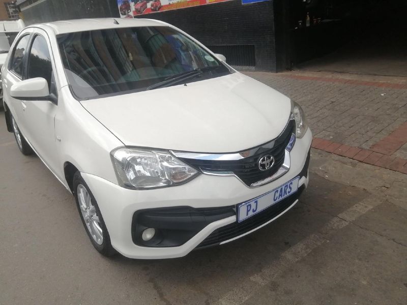 Used Toyota Etios 1.5 Sport LTD Edition 5-dr for sale in Gauteng - Cars ...