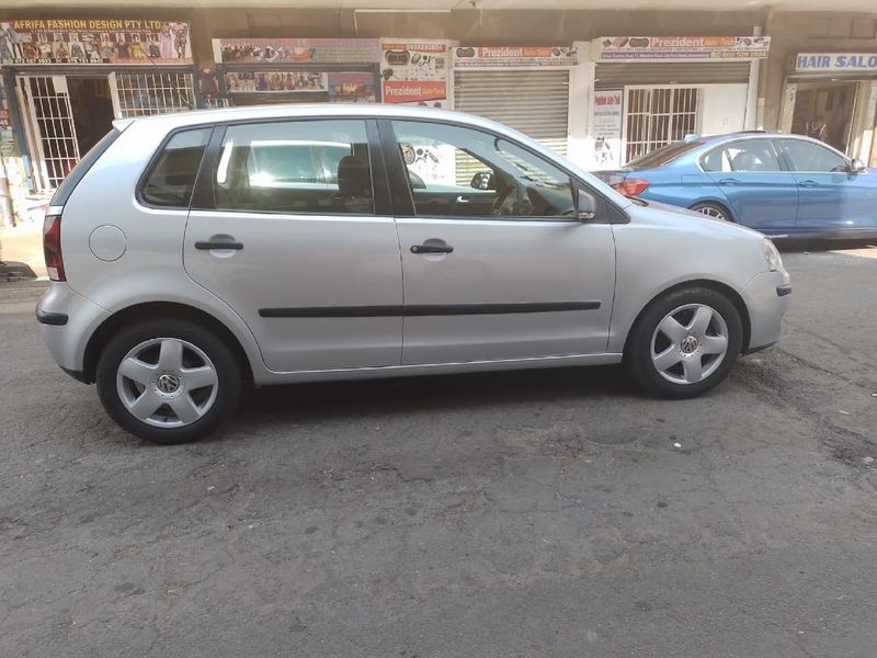 Used Volkswagen Polo 1.6 Comfortline for sale in Gauteng - Cars.co.za ...