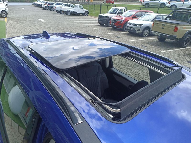 New Mahindra XUV 700 2.0T AX5 Auto with Panoramic Sunroof for sale in