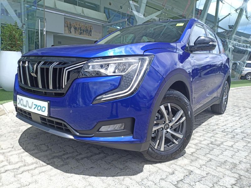 New Mahindra XUV 700 2.0T AX5 Auto with Panoramic Sunroof for sale in