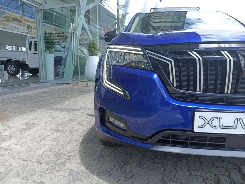 New Mahindra XUV 700 2.0T AX5 Auto with Panoramic Sunroof for sale in