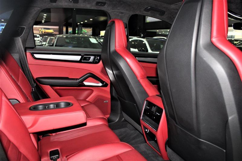 Used Porsche Cayenne Turbo for sale in Gauteng Cars.co.za (ID8735510)