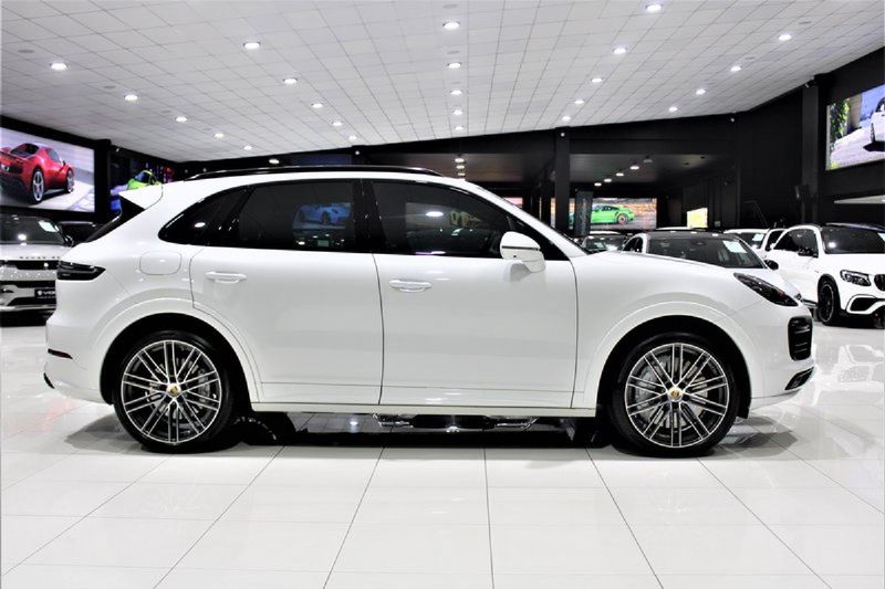 Used Porsche Cayenne Turbo for sale in Gauteng Cars.co.za (ID8735510)
