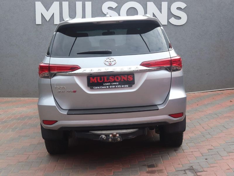 Used Toyota Fortuner 2.8 Gd-6 Raised Body For Sale In Gauteng - Cars.co 