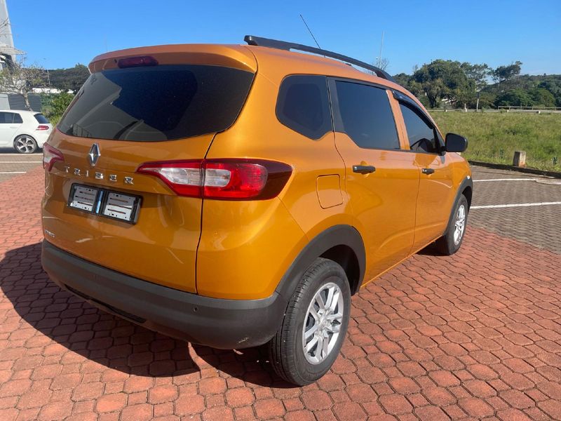 Used Renault Triber 1.0 Expression for sale in Kwazulu Natal - Cars.co ...