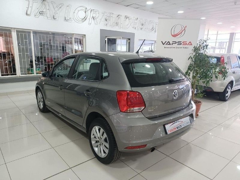 Used Volkswagen Polo Vivo 1.6 Comfortline Auto 5-dr for sale in Gauteng ...