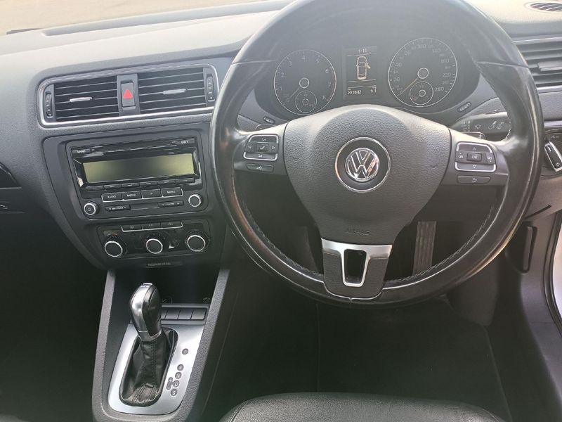 Used Volkswagen Jetta VI 1.4 TSI Comfortline Auto for sale in Eastern