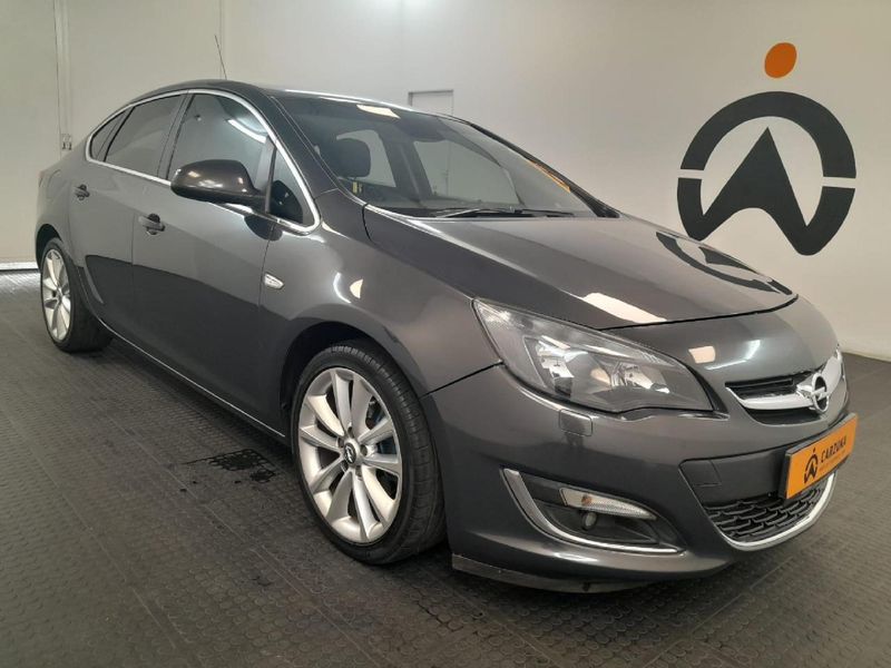 2015-Opel-Astra-16-Essentia.jpg
