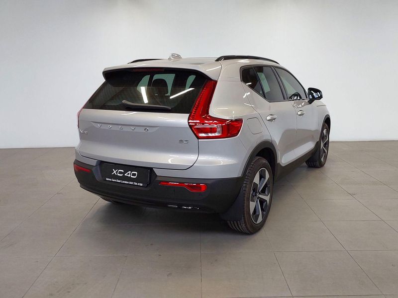 Used Volvo XC40 B3 Plus Dark Geartronic Mild-Hybrid for sale in Eastern ...