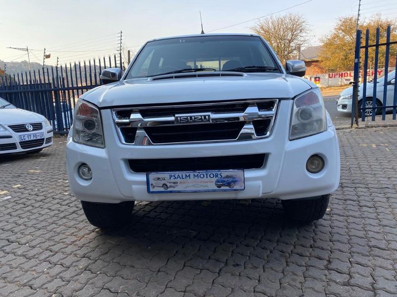 Used Isuzu KB 300D-Teq Double-Cab LX for sale in Gauteng - Cars.co.za ...