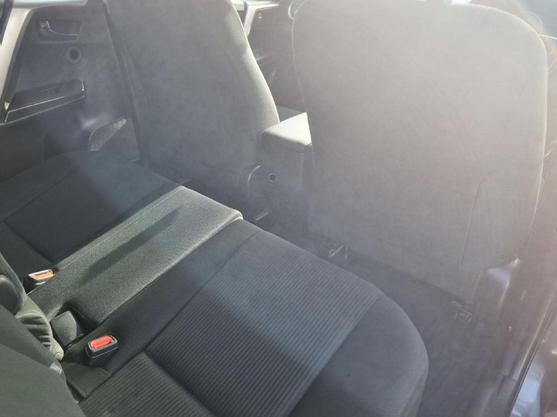 Toyota rav4 2016 года Toyota rav4 2016 года